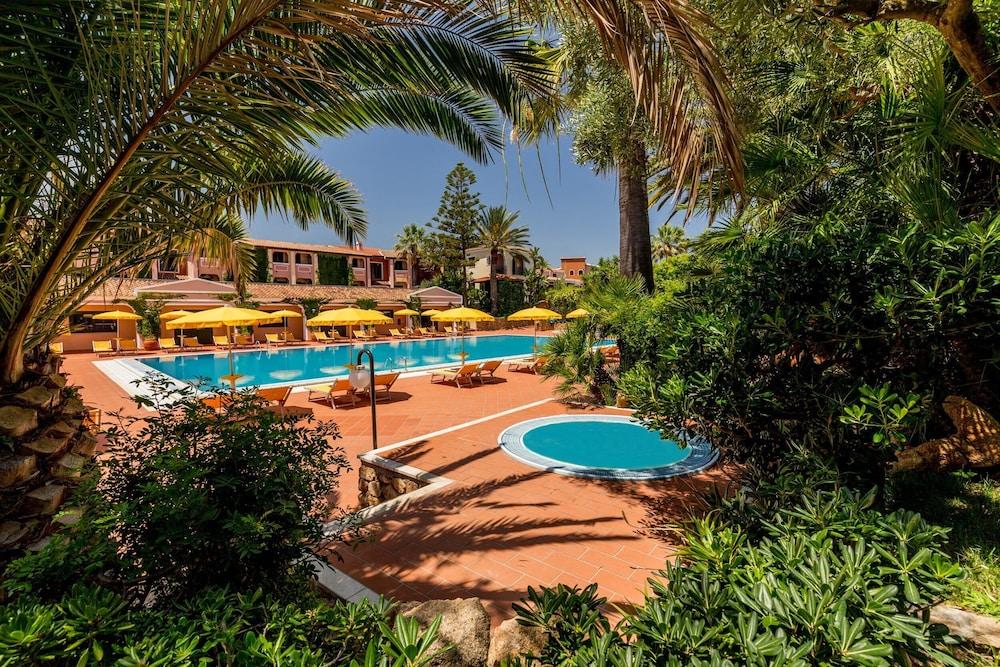 Cala Ginepro Hotel Resort & Spa Orosei Exteriör bild